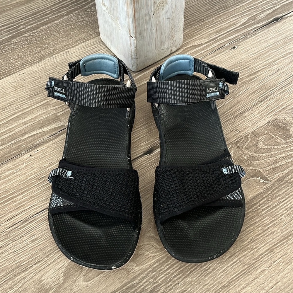 Merrell sandals/5 - Picture 2 of 3